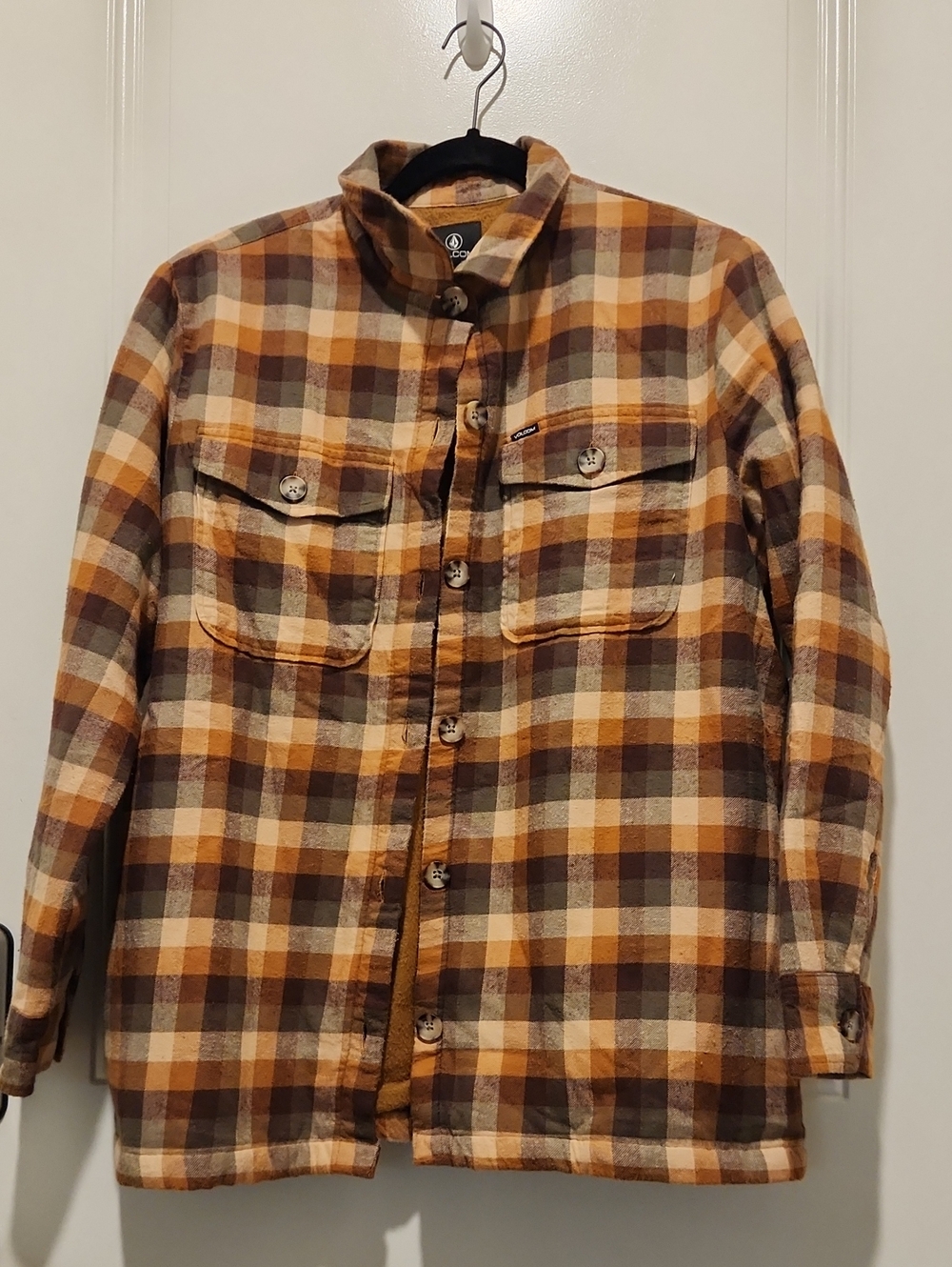 Volcom Men's Plaid Button-Up Shirt Jacket in Brown & Cream